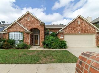5808 Taunton Ct, Arlington, TX 76018