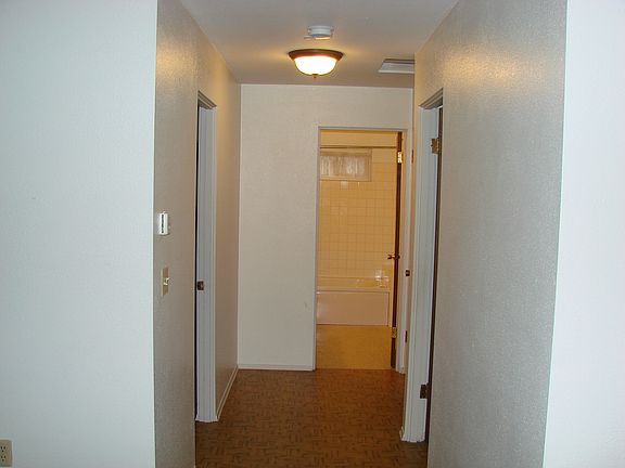 5th image of 18290 11th Ave NE
