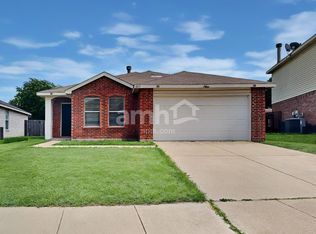4217 Meadowknoll Dr, Fort Worth, TX 76123