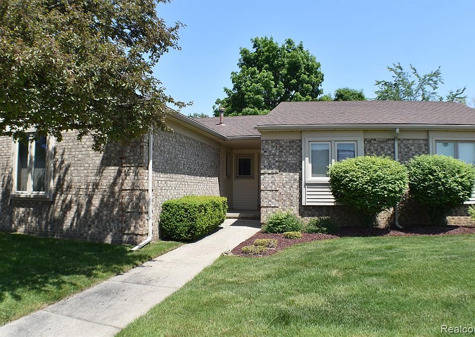 45676 White Oak Dr, Shelby Township, MI 48315 Zillow