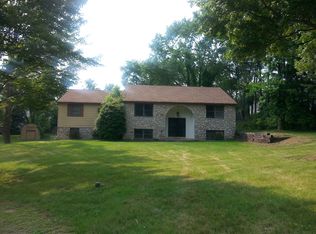 278 Watergate Dr, Feasterville, PA 19053