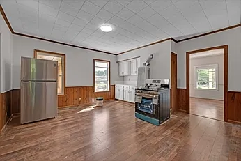 2 bed, 750 sqft, $1,750 — Photo 2