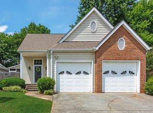 252 Dennis Dr, Alpharetta, GA 30009