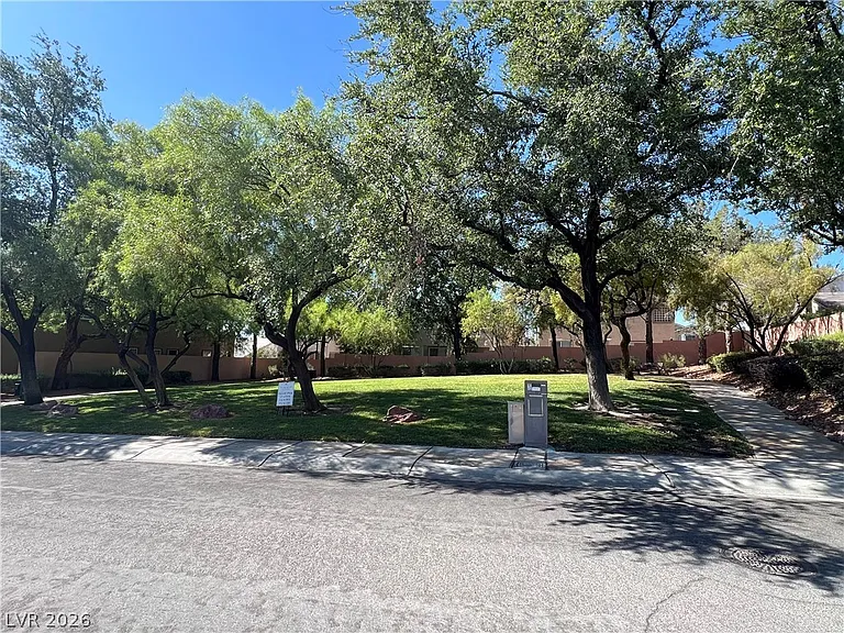 10644 Austin Bluffs Ave — Photo 20