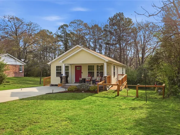 310 N Church St, Walhalla, SC 29691