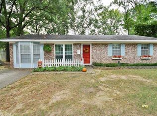 2410 Parkview Cir, Conway, AR 72034