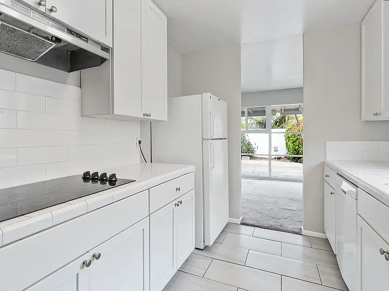 6734 Barnhurst Dr — Photo 18