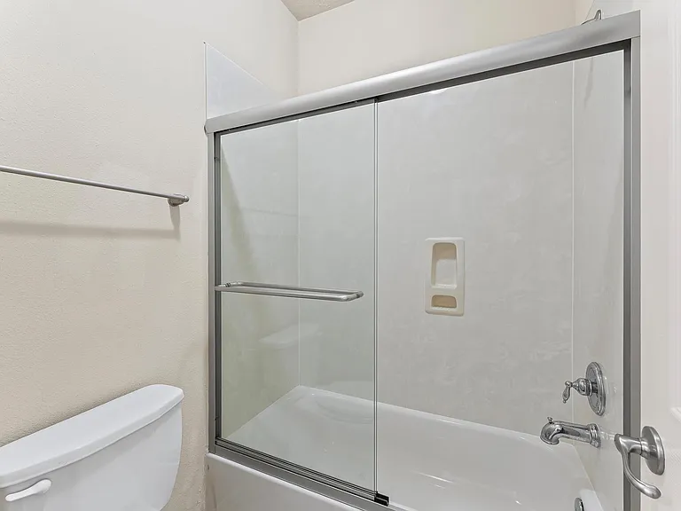 31 Pleasant Point Pl — Photo 27