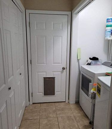 5th image of 808 Manhattan Dr