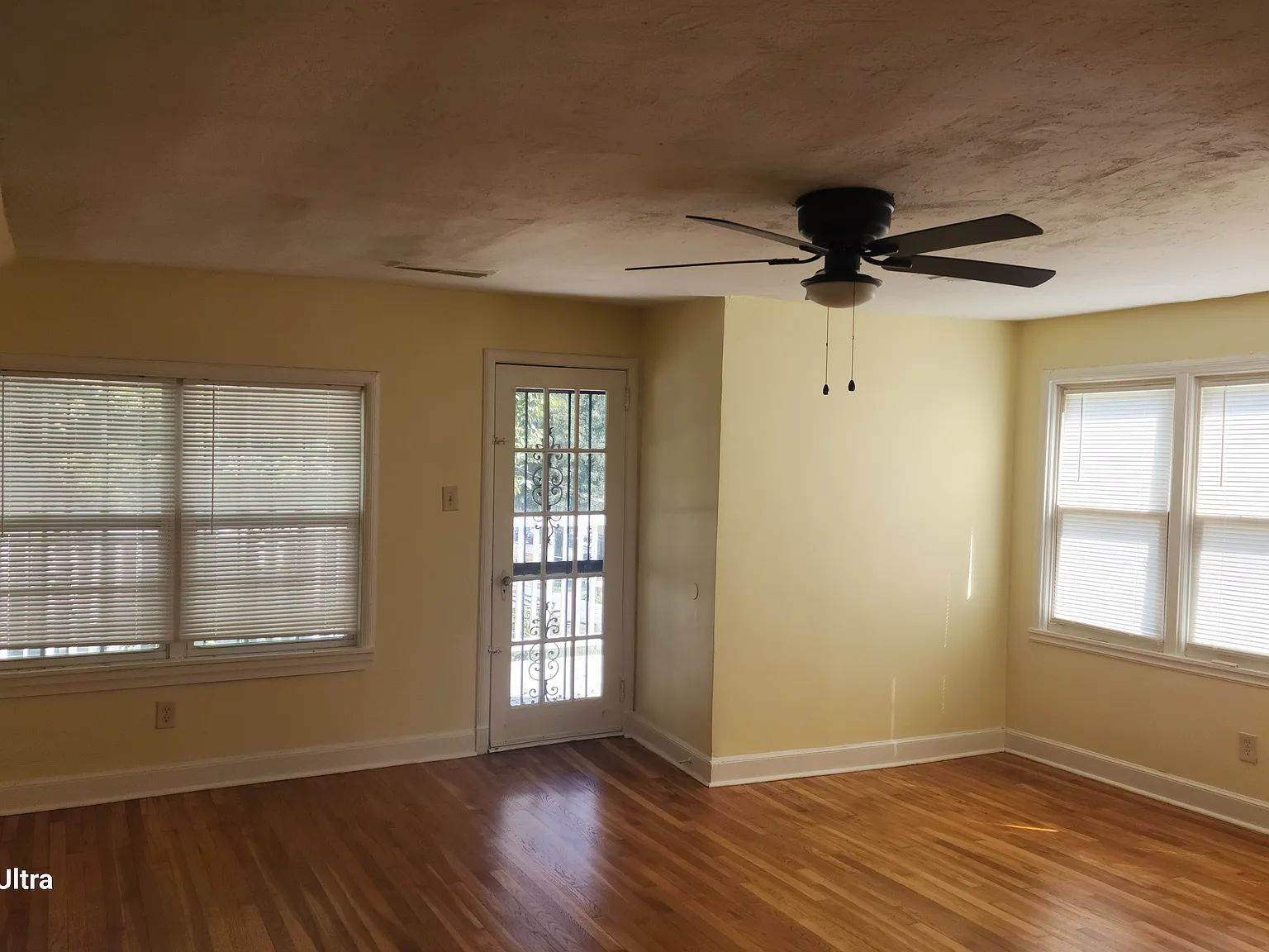 4 bed, 2143 sqft, $2,600 — Photo 4