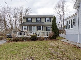 35 Hope St, Warren, RI 02885