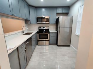 8750 Royal Palm Blvd APT 220-3, Coral Springs, FL 33065