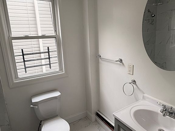 2nd image of 155 N 16th St #2