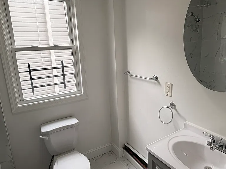 155 N 16th St #2 — Photo 2