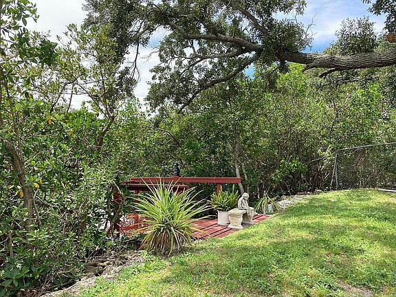 2nd image of 605 Michigan Blvd Lot 33