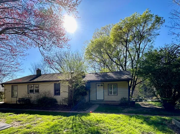 32 Rhudy Rd, Asheville, NC 28806