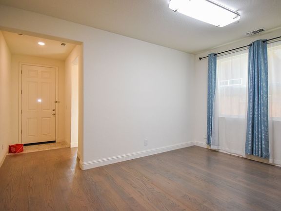 5th image of 5206 Sea Glass Way