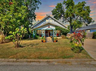 214 W 4th St, Skiatook, OK 74070