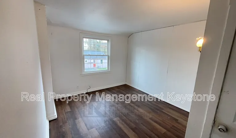 138 Delaware Dr — Photo 15