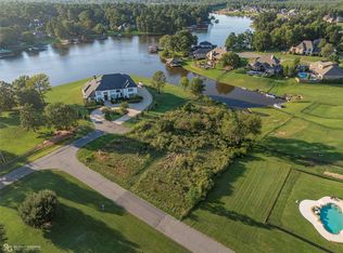 1104 Long Key Cir, Benton, LA 71006