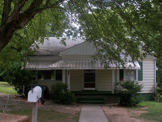 2nd image of 159 Ridge St