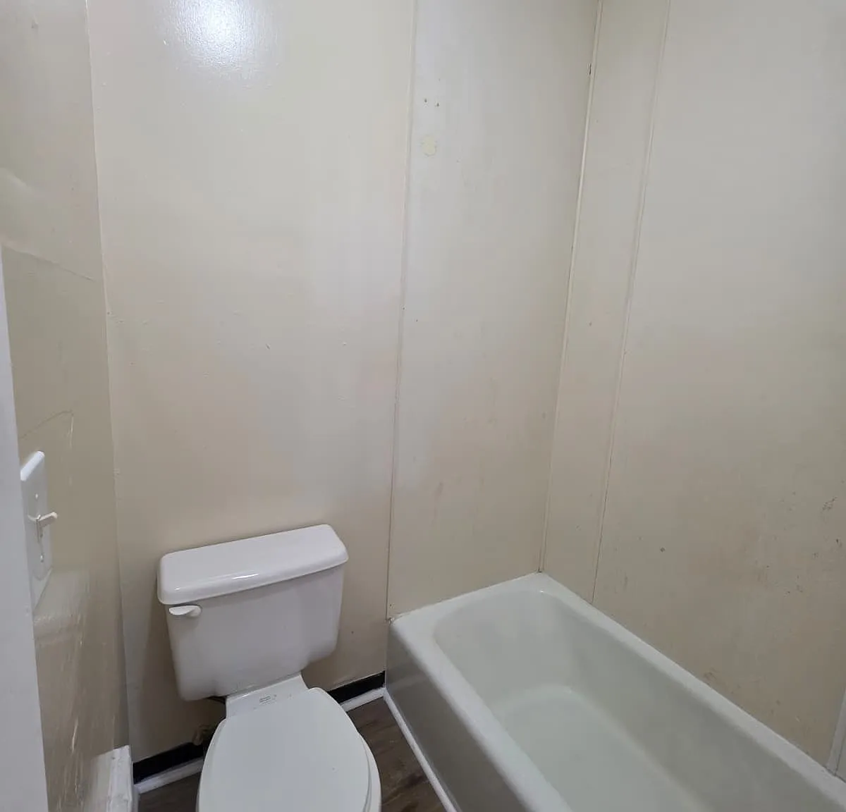 3 bed, 1200 sqft, $1,800 — Photo 3