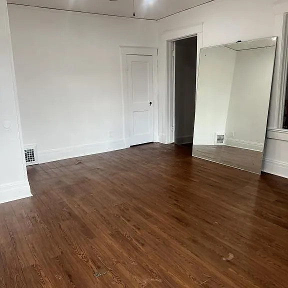 704 S 26th St — Photo 11