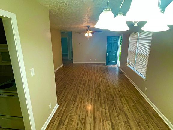 5th image of 224 New Gritton Ave