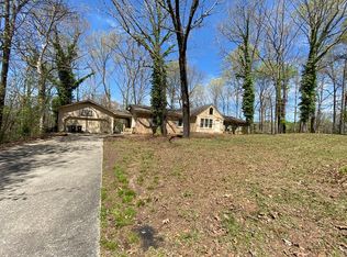1104 Country Estates Dr, Hamilton, AL 35570