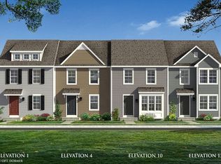 599 Lord Fairfax St, Charles Town, WV 25414