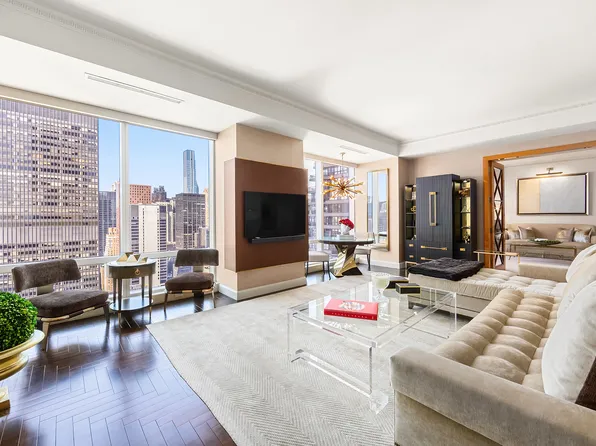 845 United Nations Plaza image 1 of 8