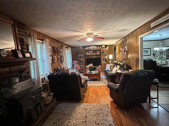 5th image of 3755 McGowans Ferry Rd