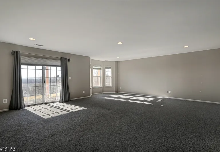 1039 Shadowlawn Dr — Photo 26