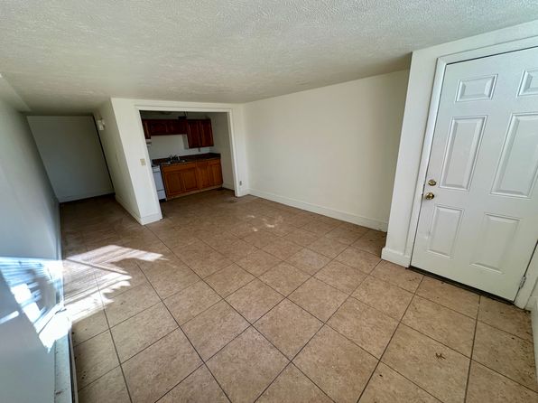 1225 W Freeman St #14