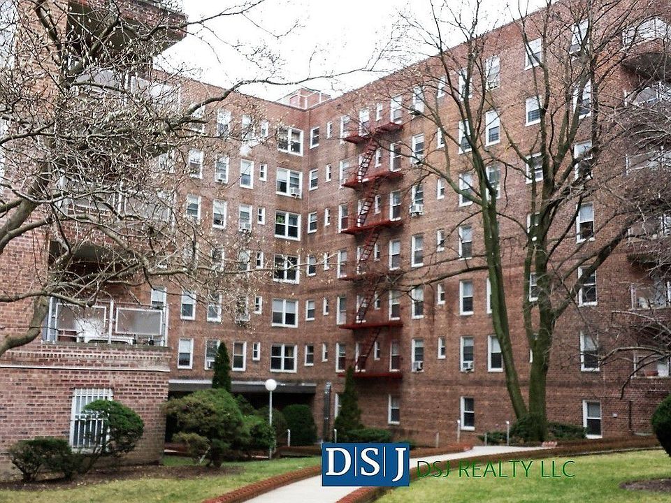 1st image of 17810 Wexford Ter APT 4B