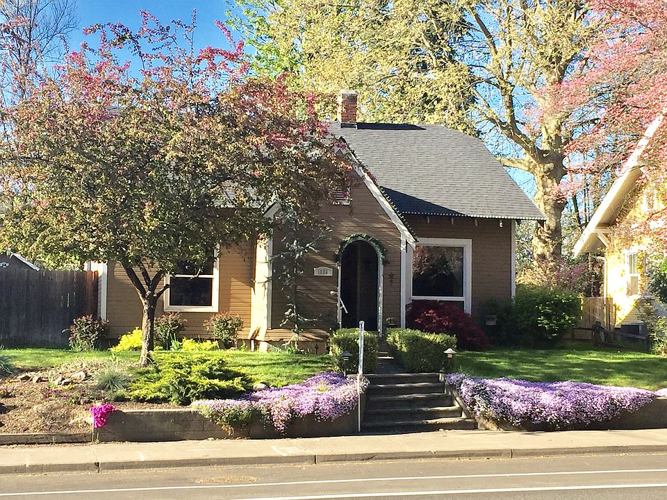1033 E Alder St, Walla Walla, WA 99362 Zillow