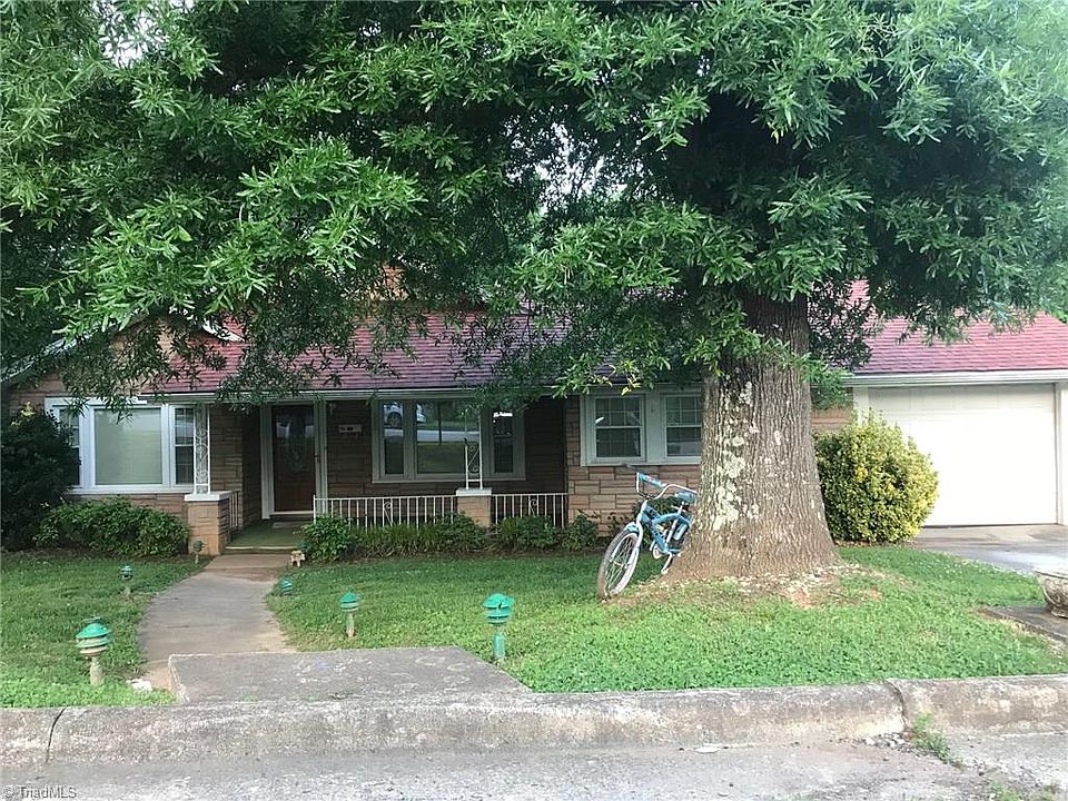 1st image of 800 E Warren Ave