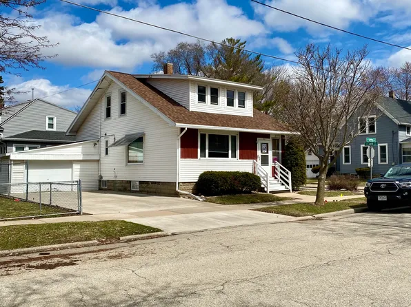 326 W Spring St #1/2, Appleton, WI 54911