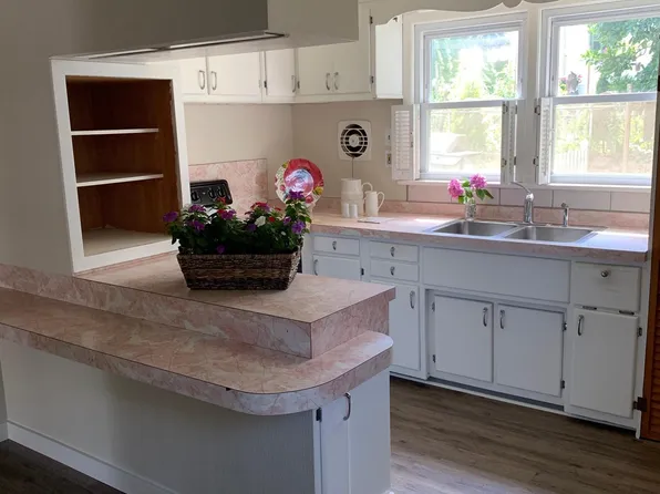 323 W Raspberry St, Bethlehem, PA 18018