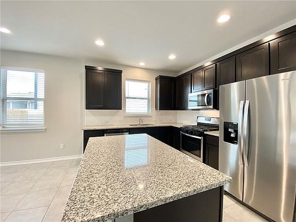 4th image of 2148 Pecan Island Dr