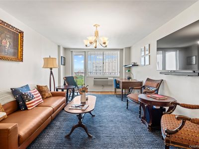 118-18 Union Turnpike #19G, Queens, NY, 11415