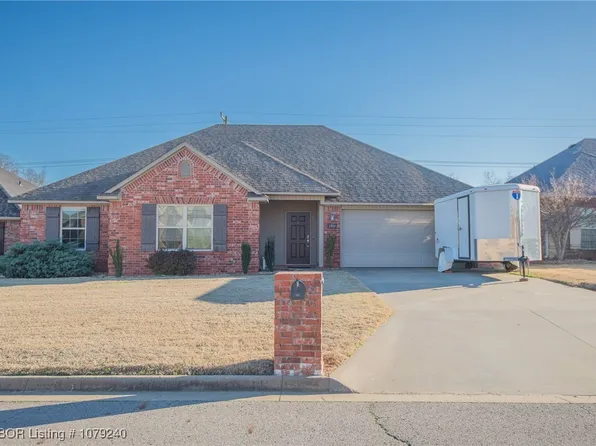 1911 Yukon Dr, Barling, AR 72923