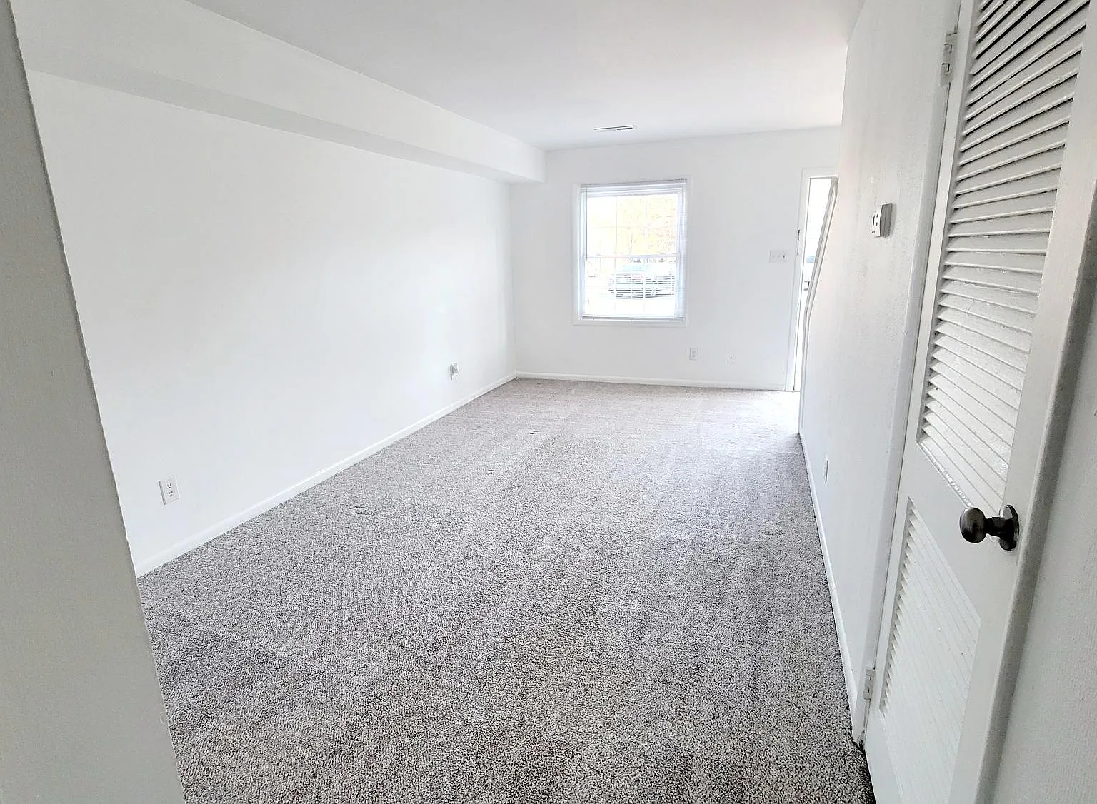 2 bed, 800 sqft, $1,195 — Photo 2