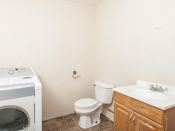 5th image of 4006 Elledge Dr