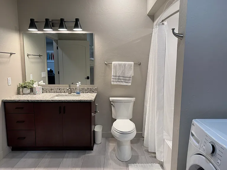 The Wit : Resort Style Living — Photo 60
