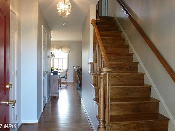 5th image of 12 Mallard Ln