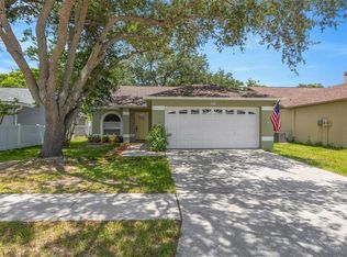 511 Center Point Rd, Valrico, FL 33594