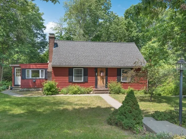 336 Maple St, West Boylston, MA 01583