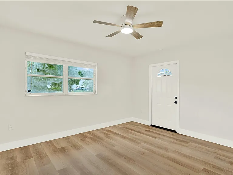 5543 Gulf Dr — Photo 12