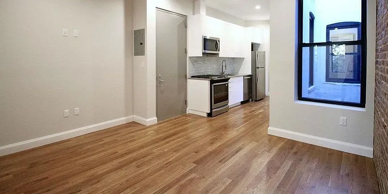 Rented by Voro New York | media 7
